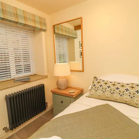 Bridge House * Harrogate